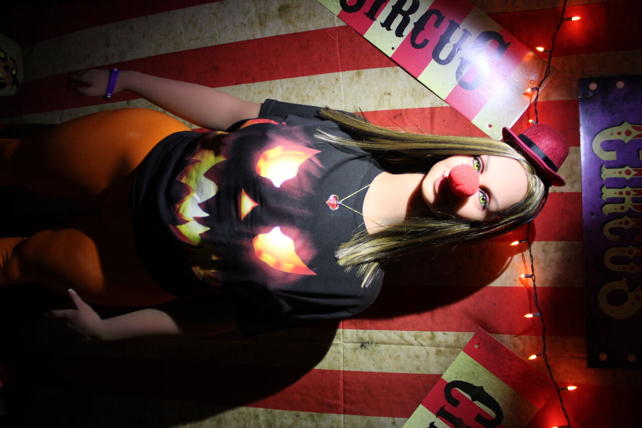 My Companion Dolls. Happy Halloween from Claudia page 10 full