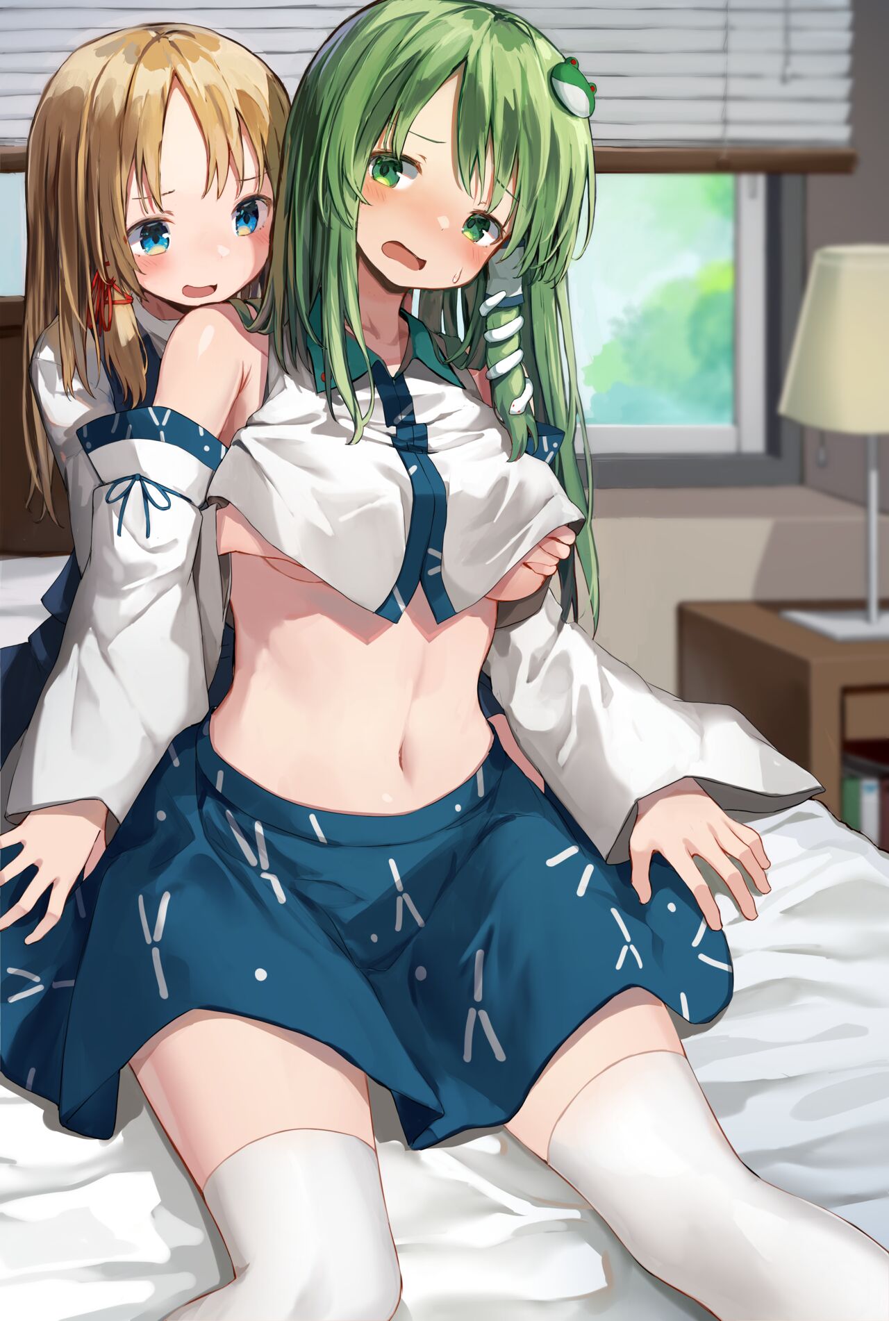 諏訪子様に後ろからおっぱい揉まれちゃう早苗ちゃん page 1 full